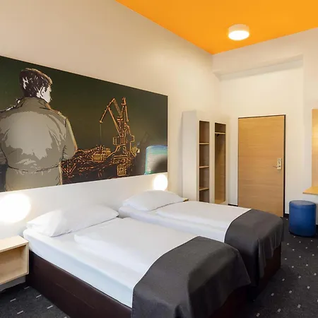 Hotel Hbf-süd 3*
