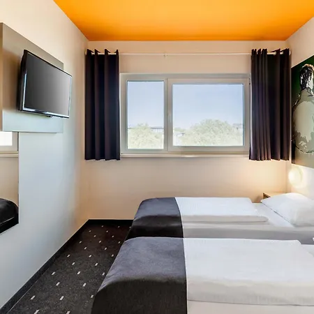 Hotel Hbf-sued 3*